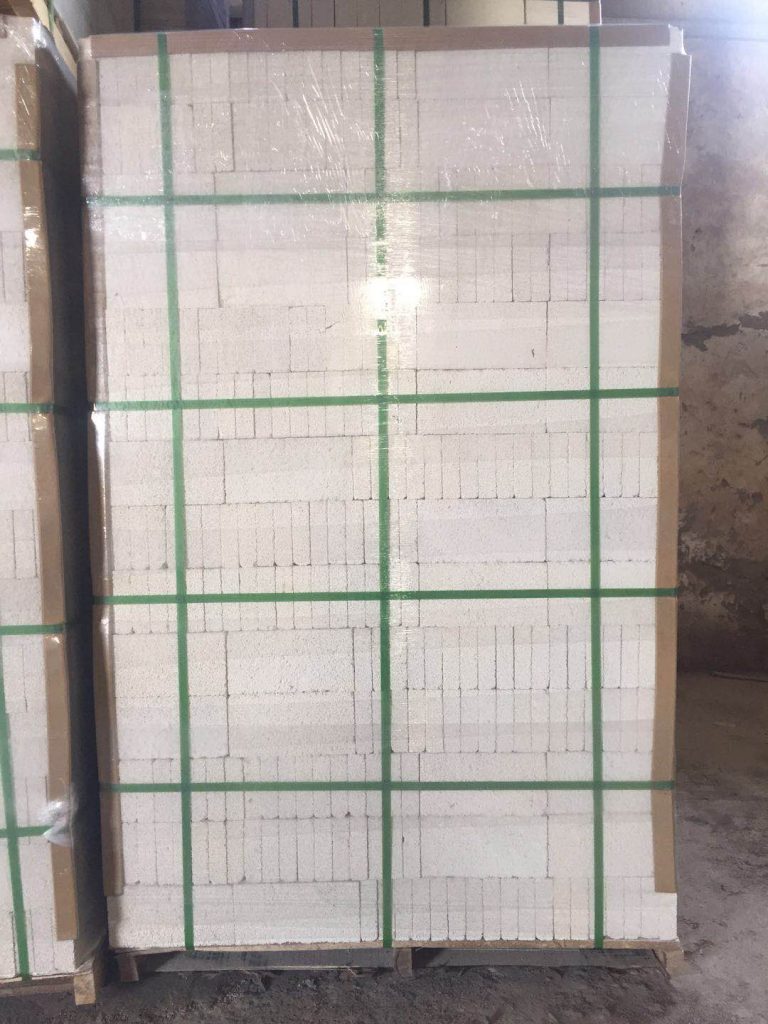 莫來(lái)石保溫磚_莫來(lái)石磚價(jià)格_莫來(lái)石聚氫保溫磚