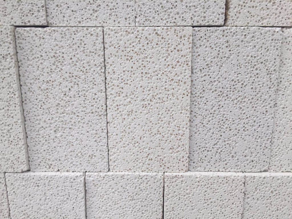 gm28莫來石輕質保溫磚多少錢一噸